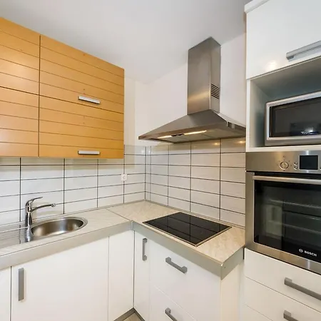 Appartamento Riva With Sea View Zara
